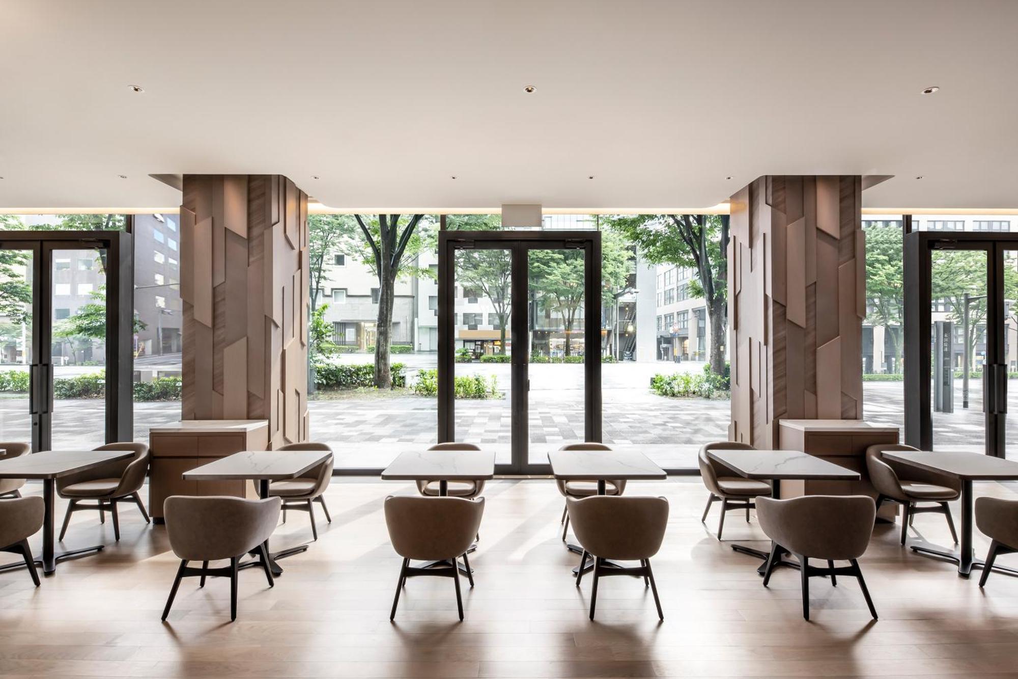 เดอะ รอยัล พาร์ค โฮเทล ไอคอนิก เกียวโต Hotel ภายนอก รูปภาพ The lobby of the hotel