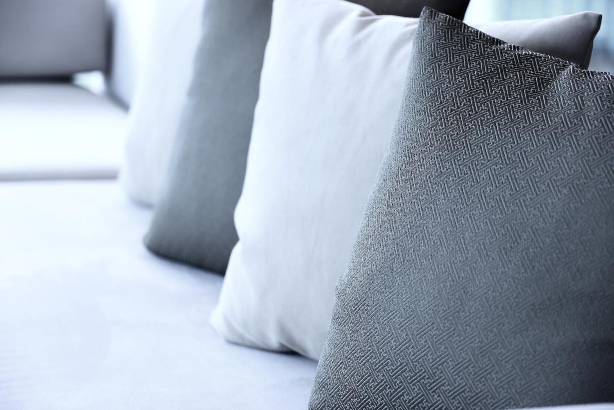 เดอะ รอยัล พาร์ค โฮเทล ไอคอนิก เกียวโต Hotel ภายนอก รูปภาพ Pillows