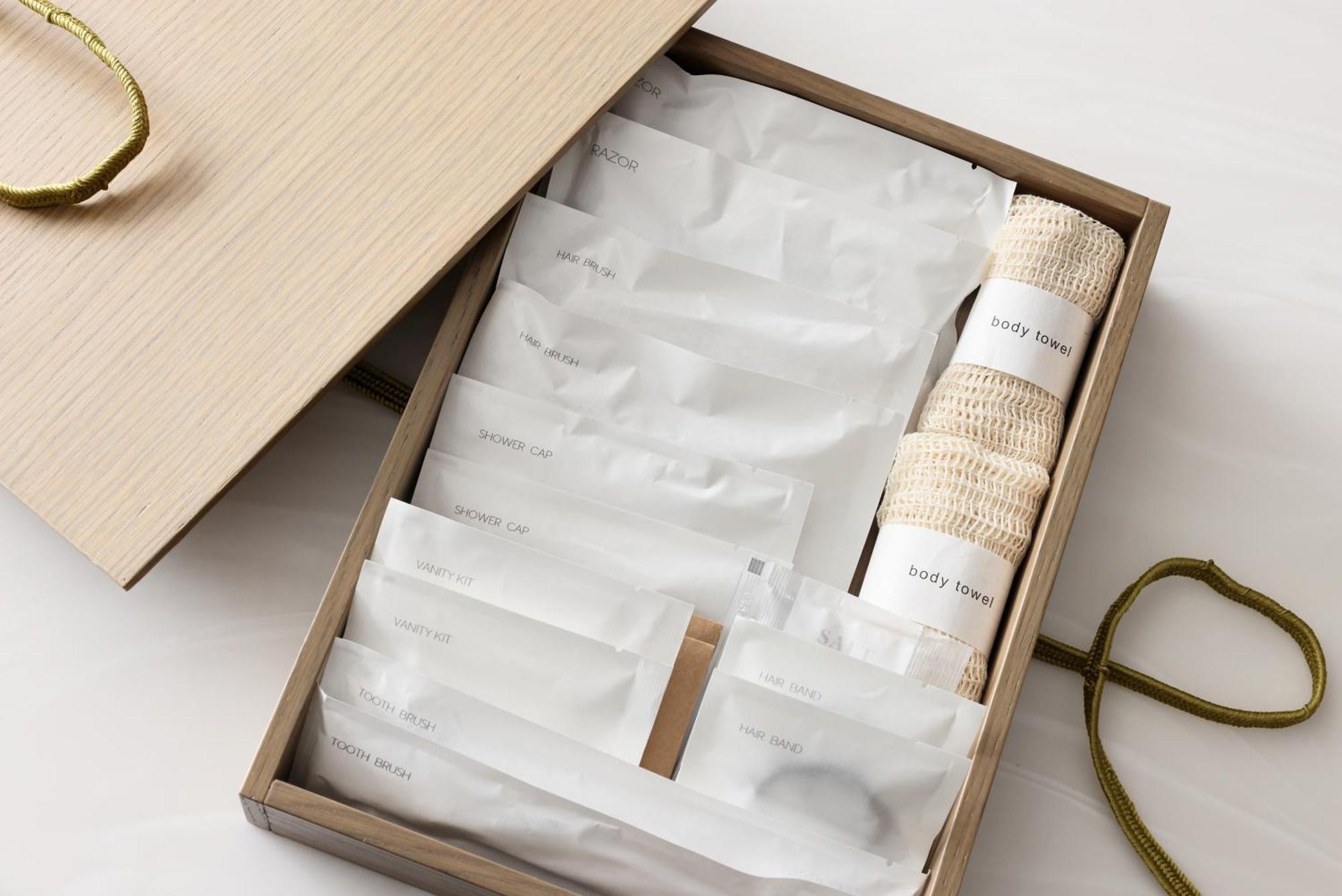 เดอะ รอยัล พาร์ค โฮเทล ไอคอนิก เกียวโต Hotel ภายนอก รูปภาพ A tea box