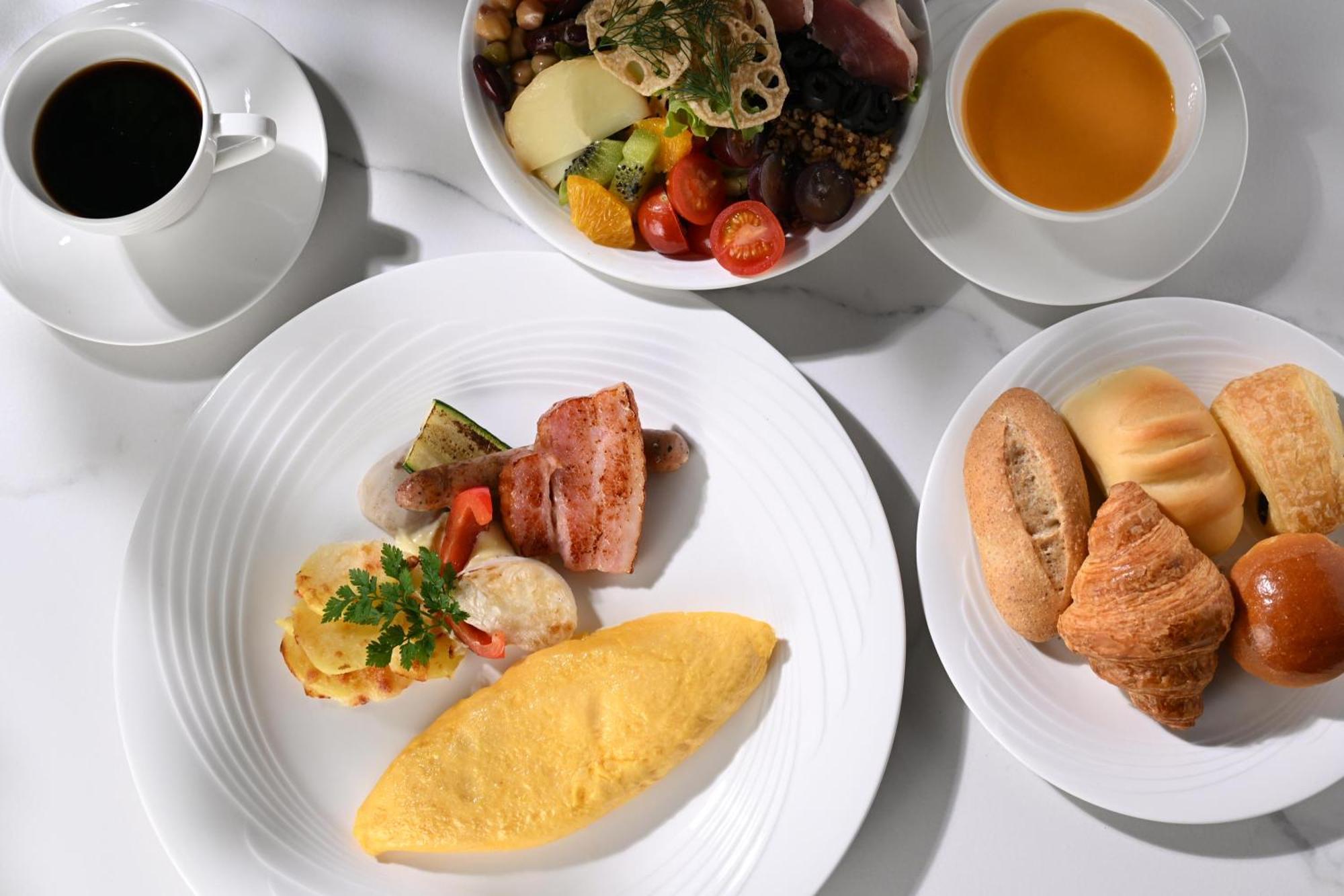 เดอะ รอยัล พาร์ค โฮเทล ไอคอนิก เกียวโต Hotel ภายนอก รูปภาพ A typical inflight meal